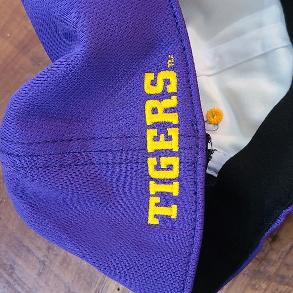 LSU hat - Picture 2 of 5